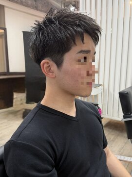 アイヴィー 池袋(IVY) 池袋アップバングスパイキーショート◎[池袋メンズ美容室］