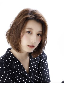 トリッシュ ヘアー(Triche Hair) ゆるくせミディアムボブ
