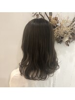 マド ヘア(mado hair) 透け感グレージュ
