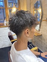 サロンリベルテ(salon Liberte) 前下がりマッシュレイヤー×ツイストスパイラル