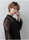 ショートパーマ/無造作[新宿/新宿駅/白髪ぼかし]