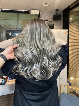 ラフ(LAFF) #黒髪#ボブルフ#ネビージュ#小顔#ワンレン