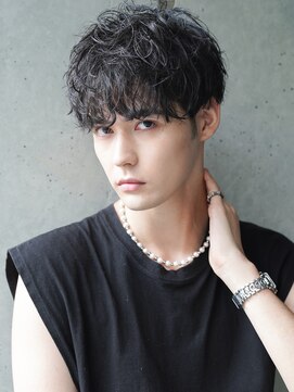 カライングドゥ(ing deux) スーツ短髪ツーブロック束感モテる黒髪シークレットパーマ流行