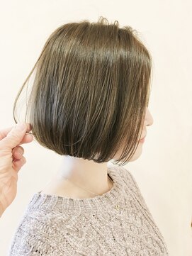 モリオ フロム ロンドン 成増店 【morio成増/一戸】ストレートボブグレージュカラー