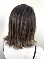 アーネヘア(aane hair) アッシュベージュバレイヤージュ