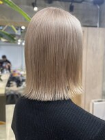 サンク 原宿 表参道(cinq)&nbsp;ショートボブ切りっぱなしボブタッセルボブミルクティーベージュ