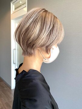 キティン 吉祥寺(kitin) 《kitin吉祥寺》　mix color　ショート　ベージュ