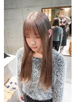 シィーム(cime)&nbsp;ホワイトグレージュカラー