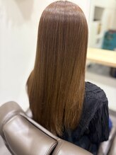 カペル(CAPEL) 風でなびく美髪トリートメント