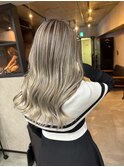 バレイヤージュ、ハイライト、レイヤーロング、グレーベージュ