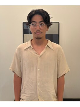 アンフェインド02(UNFEIGNED 02) センターパート/MEN’S HAIR/波巻ツイストスパイラル/伏見/栄