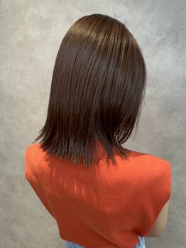 ズッカ(ZuKKa)の写真/カット+カラー￥6,900～/毎月通えるお手頃プライスで常に綺麗ないあなたで[カラー/透明感カラー]