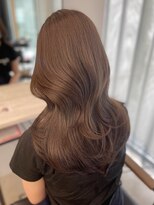フォンズ(FONS)&nbsp;透明感ショコラグレージュ/くびれヘア/秋冬カラー/表参道/学割