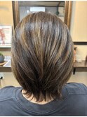 グラデーションボブ白髪ぼかしカラー