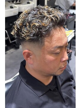 フリークバーバーショップ 河原町三条店(FREAK BARBER SHOP) 海外ヘア/スパイキーショート/スキンフェード/河原町三条F