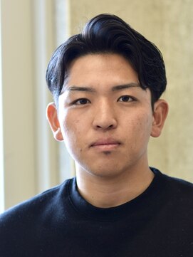 にもう 清潔感　七三ヘア