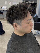 リオールバイニアウ(RE:ALL by Niau) 刈り上げセンターパート/波巻きツイストスパイラル/新田