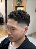フェードかき上げオールバックショートパーマ