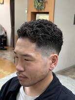 マキシム ナカイ(MAXIM NAKAI)&nbsp;フェードかき上げオールバックショートパーマ