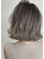 アヴァンス 深井店(AVANCE.)&nbsp;くびれ外ハネグレージュボブホワイト