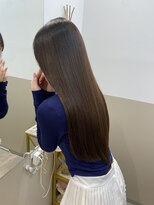 シュヴーブリヤン(cheveux brillants)&nbsp;【美髪縮毛矯正で作る再現性100%艶髪】ストレートロング×グレー