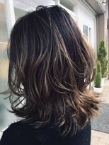 スタッフ イット ヘアー バレイヤージュカラー★