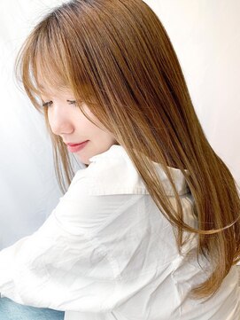 ケーツー心斎橋 クイーンズガーデン バイ ケーツー(K two QUEEN'S GARDEN by K two) 顔まわり流れるレイヤー×大人かわいいミディアム3/心斎橋&難波