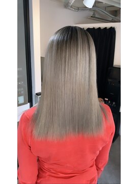 ラフ 難波店(LAFF) #黒髪#ボブルフ#ネビージュ#小顔#ワンレン