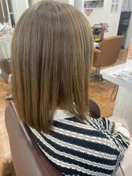 カットウェルズ粟殿店(Cut Well's smile&peace) 【2022年新作スタイル】奈良 cutwells 粟殿