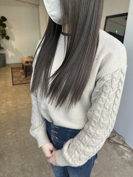 メリー オオサカ(Merly Osaka) 透明感◎暗すぎず明るすぎずの中明度カラー_mellow brown ash_