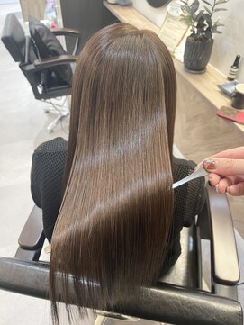 アイプラス(i plus+) 潤い美髪に☆高濃度水素ULTOWA髪質改善