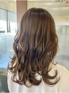 ビューティシモ 入間(Beautissimo) セミロングレイヤースタイル