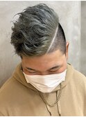 震災刈りフェードカット刈り上げショートブリーチグリーンカラー