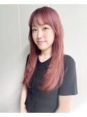 ピンクベージュ ブリーチカラー ロングレイヤー