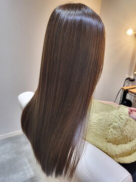 オルガ(Olga) 髪質改善/縮毛矯正/ストレート/ナチュラル/カラー/白髪染め