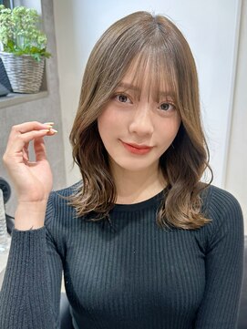 エトワ 新宿(ETOWA) くびれミディアム 10代20代30代◎小顔  髪質改善 韓国 新宿