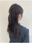 女性らしいミディアムカールスタイル
