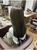 オリーブカラー