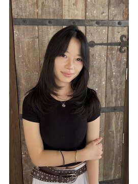 アヂト(adito) レイヤーカット