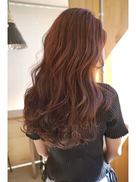 ムート(Mut) レイヤースタイル　ピンクブラウン　透明感カラー　お顔周り