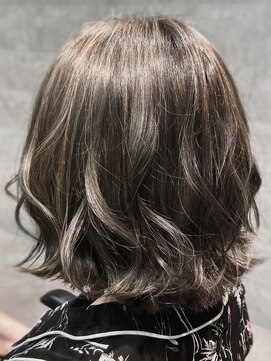 ソル 八王子(SOL) 「立体感が叶うボブのハイライト」