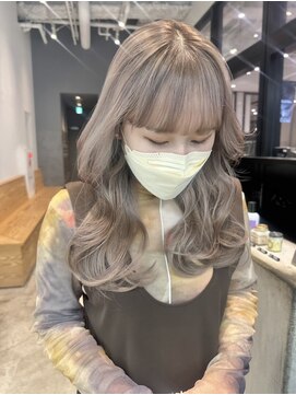 カロン トウキョウ 高円寺店(Kalon Tokyo) ミルクティーベージュ×くびれレイヤーミディアム