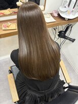 ファーストステップ 表参道(FIRST STEP)&nbsp;髪質改善ストレートで叶えるツヤ髪