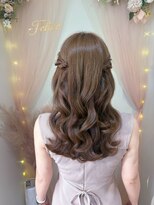 フェリーチェ 六本木店(Felice)&nbsp;ハーフツインアレンジ ねじりハーフツイン ダウンヘアセット