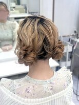 ヘアセットアリエス(aries)&nbsp;ツインお団子