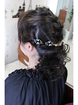 ヘアアトリエ クレド(hair atelier CREDO) パーティーアレンジ