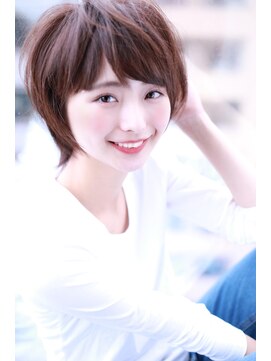 クラウドゼロ(Cloud zero) ベージュ小顔ラフショートスタイル【Cloud zero】