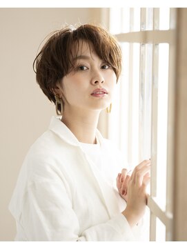 ウタ 【uta 】ナチュラルブラウン×秋冬ショート