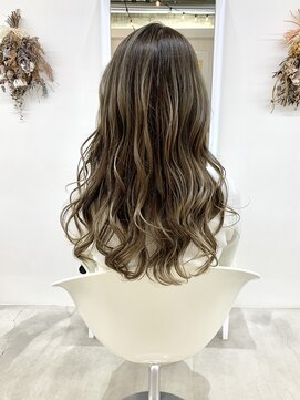 フォーク FOLK 【FOLK】サロンスタイル・ロング＆アレンジ♪