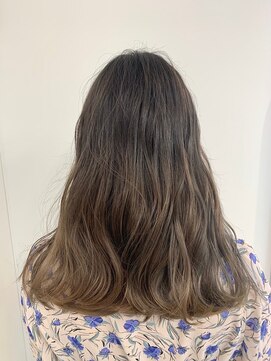 ジーナ 渋谷駅前(Zina) 小顔セミウェットウェーブピンクベージュハイライトカラー